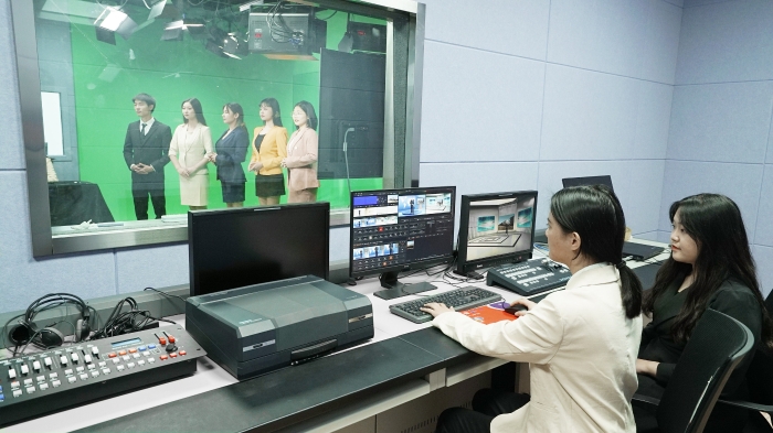 探秘吳井校區(qū) 廣播電視節(jié)目制作的搖籃